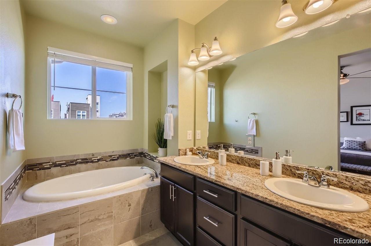 MLS Image #18 for 518 e dry creek place,littleton, Colorado