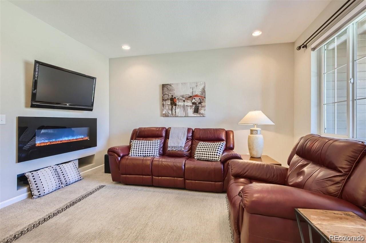 MLS Image #3 for 518 e dry creek place,littleton, Colorado