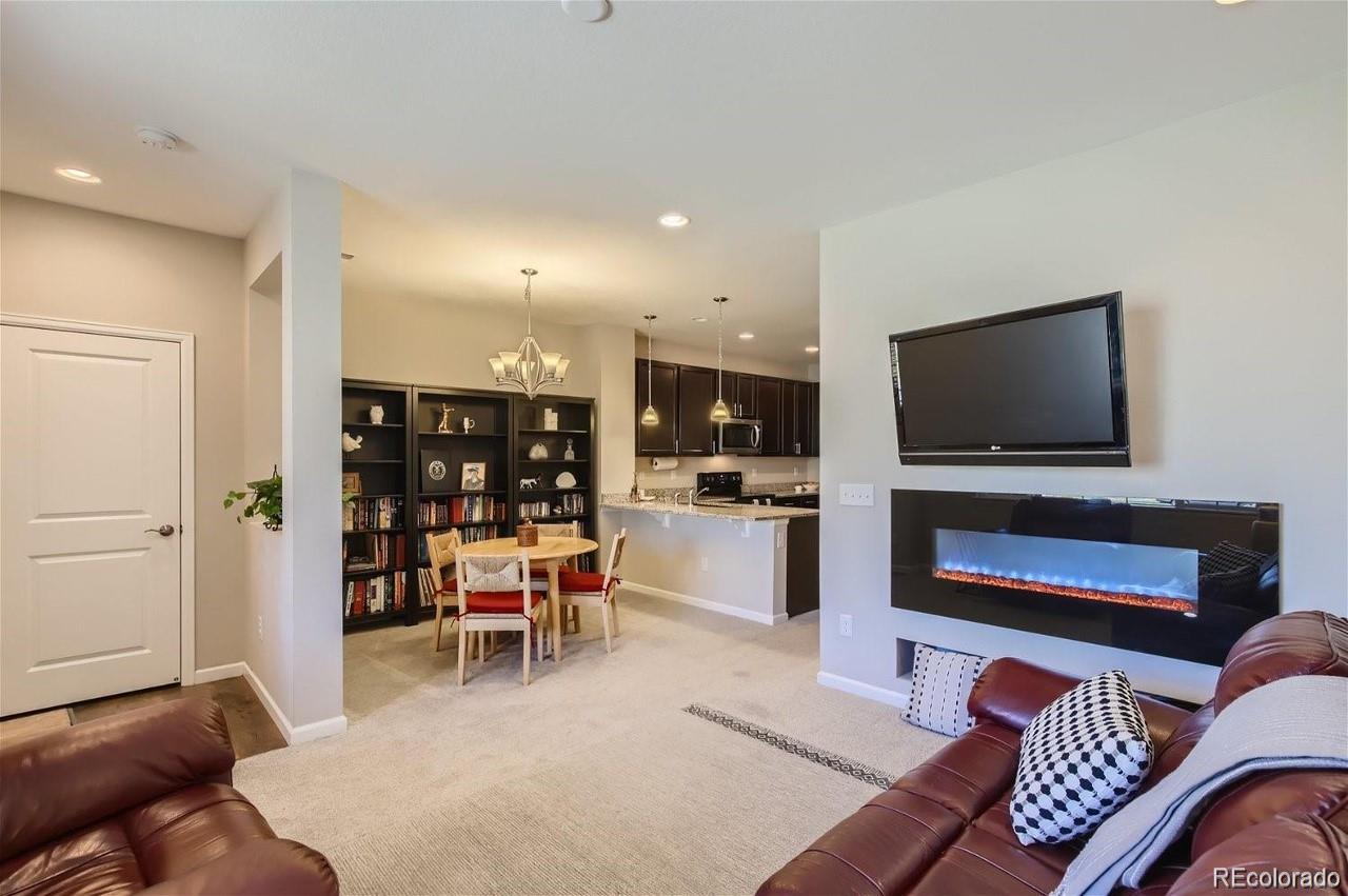 MLS Image #4 for 518 e dry creek place,littleton, Colorado