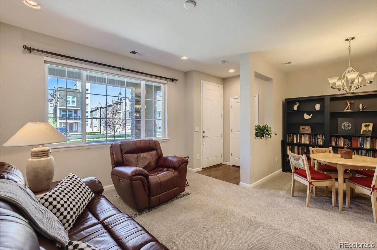 MLS Image #5 for 518 e dry creek place,littleton, Colorado