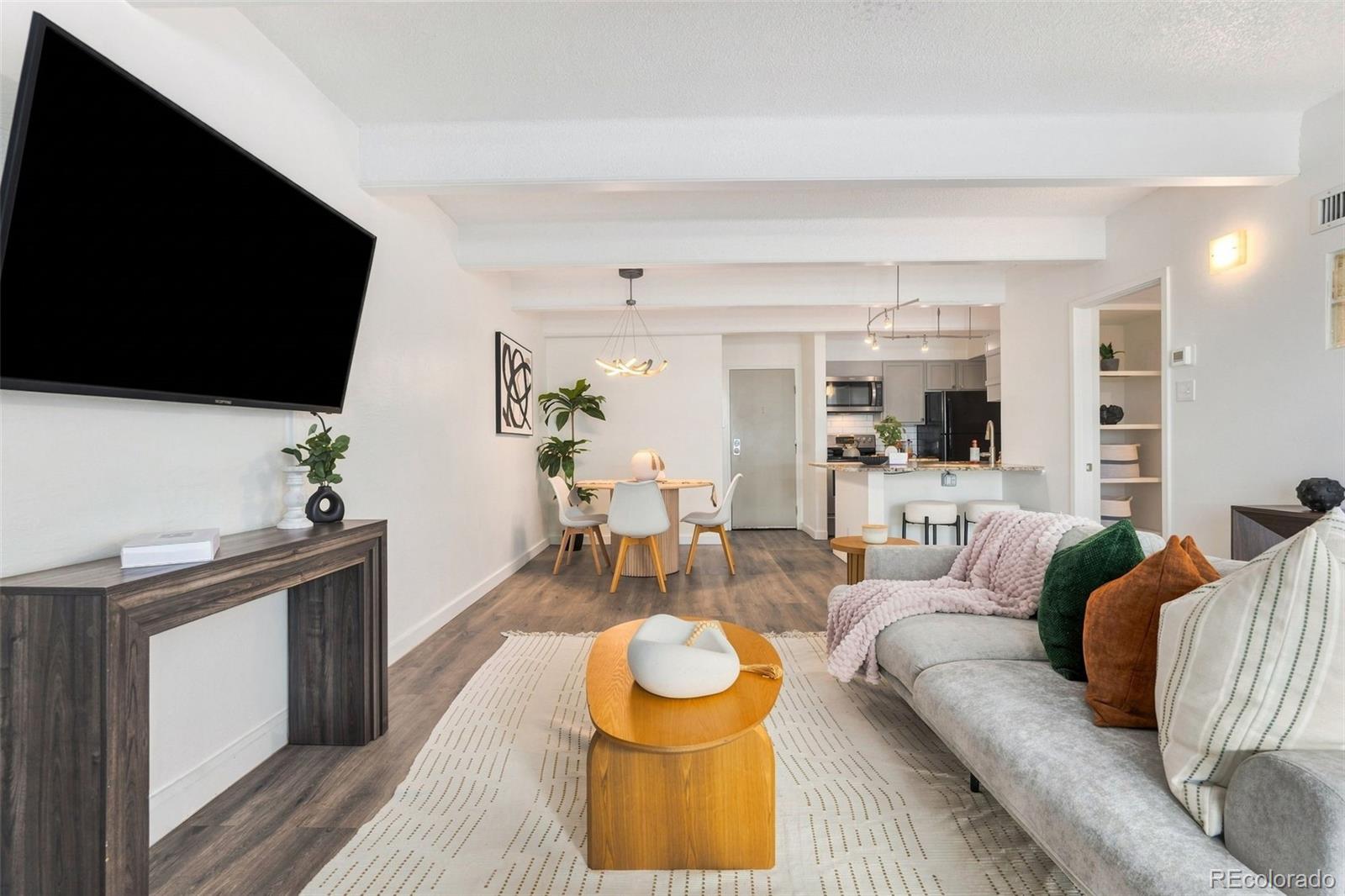 MLS Image #13 for 777 n washington street,denver, Colorado