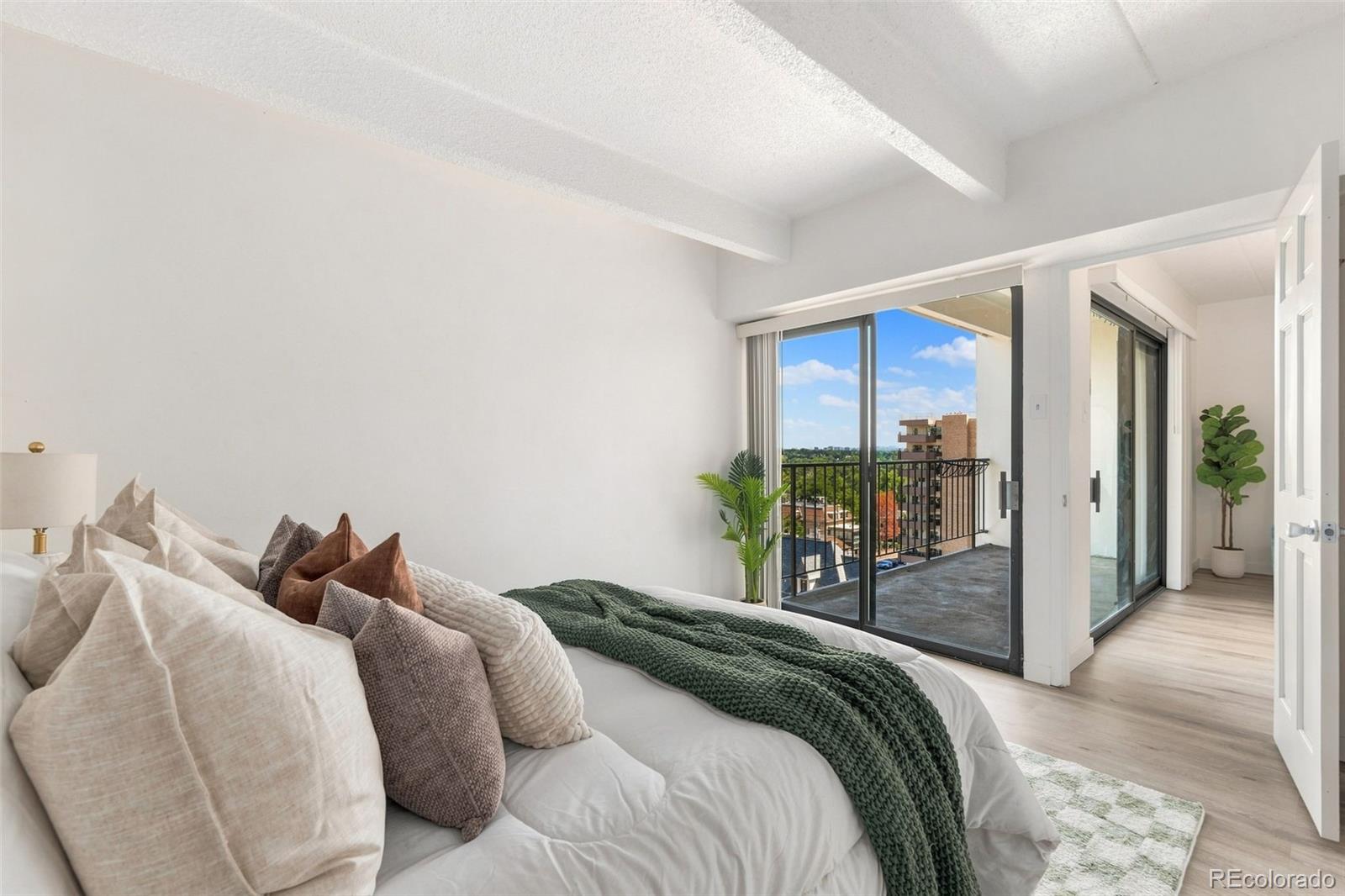MLS Image #4 for 777 n washington street,denver, Colorado