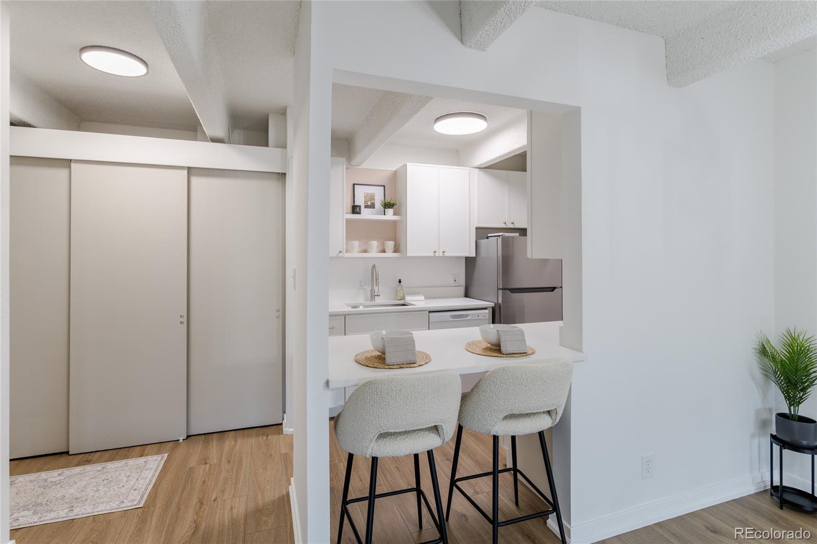 MLS Image #3 for 1365  columbine street,denver, Colorado