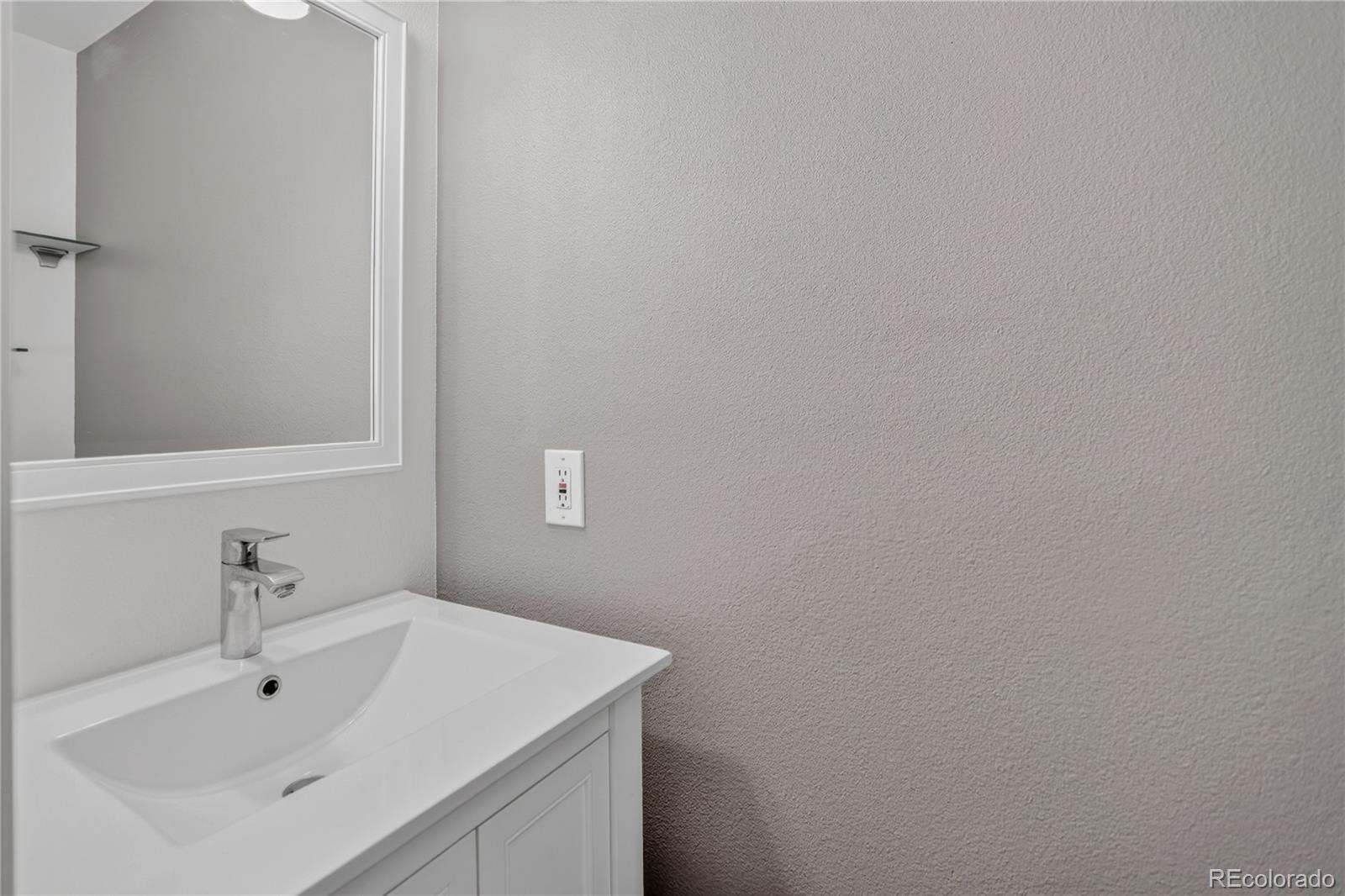 MLS Image #15 for 10166 w dartmouth avenue,denver, Colorado