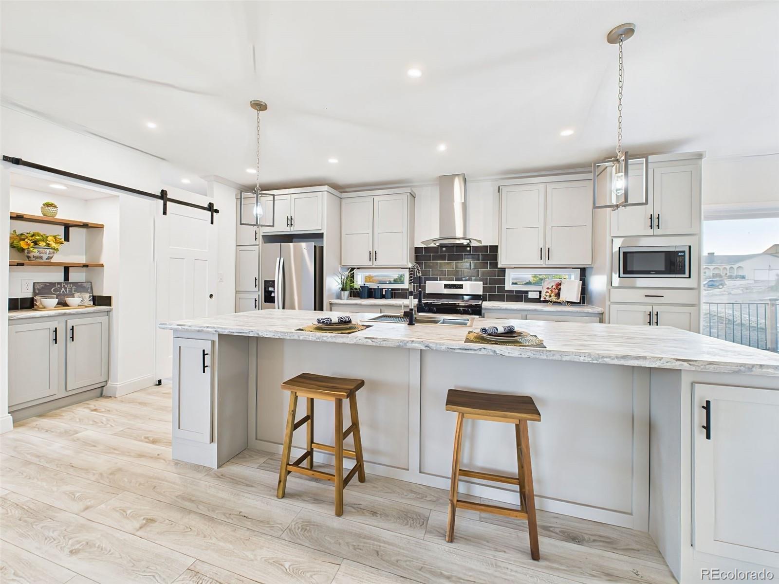 MLS Image #11 for 893 s greenway avenue,pueblo west, Colorado