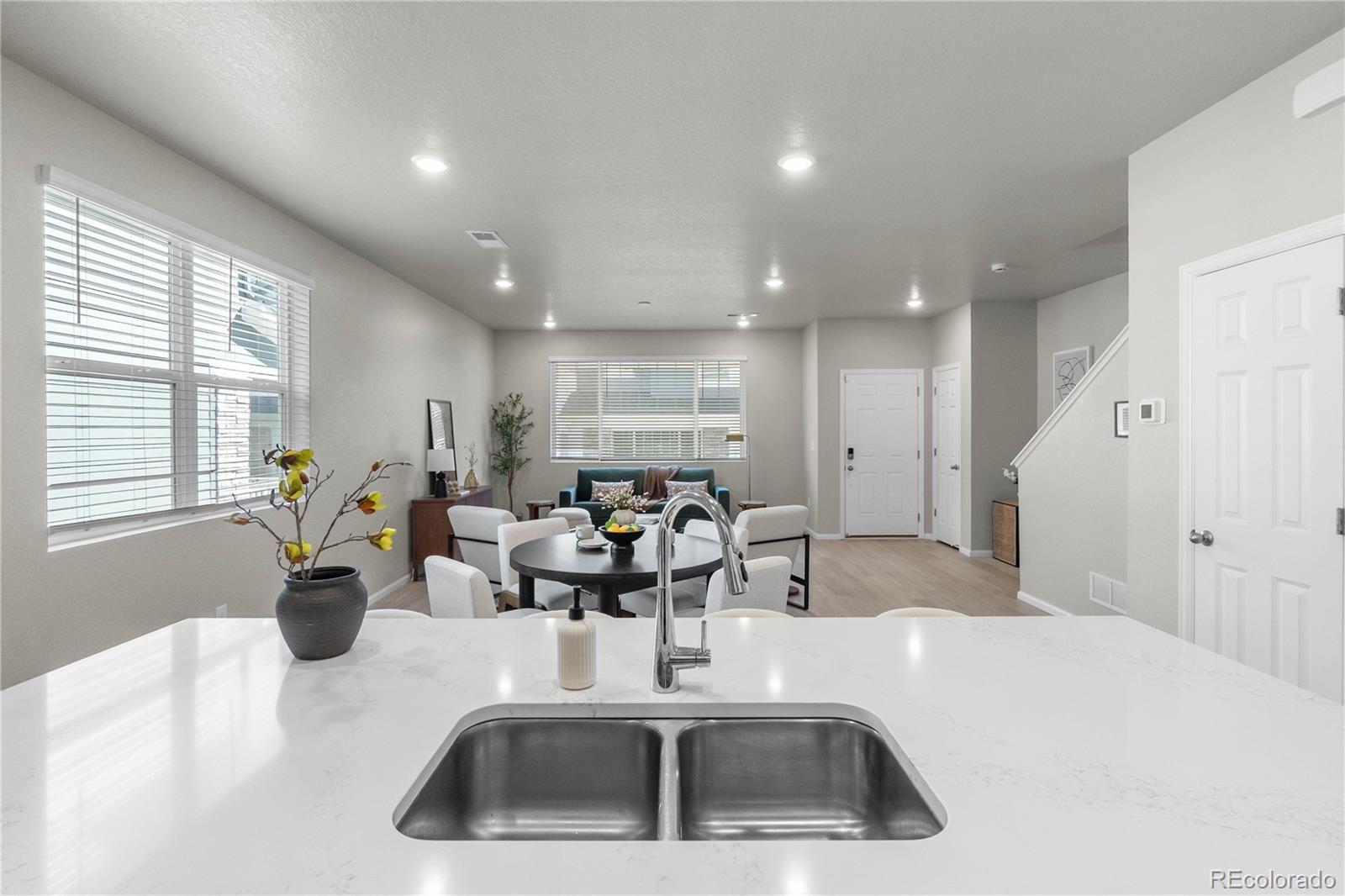 MLS Image #11 for 5077 s robb street,littleton, Colorado