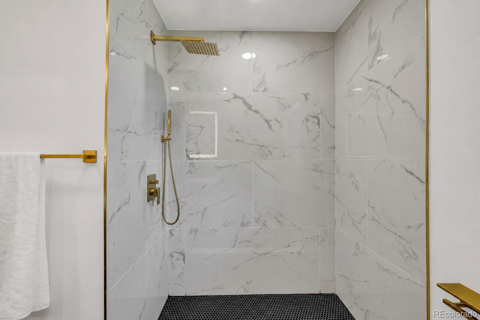 MLS Image #10 for 6080  holly street,commerce city, Colorado