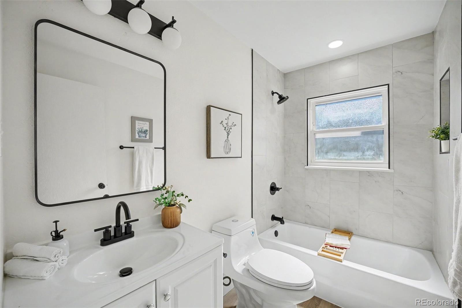 MLS Image #16 for 2303 s devinney street,denver, Colorado