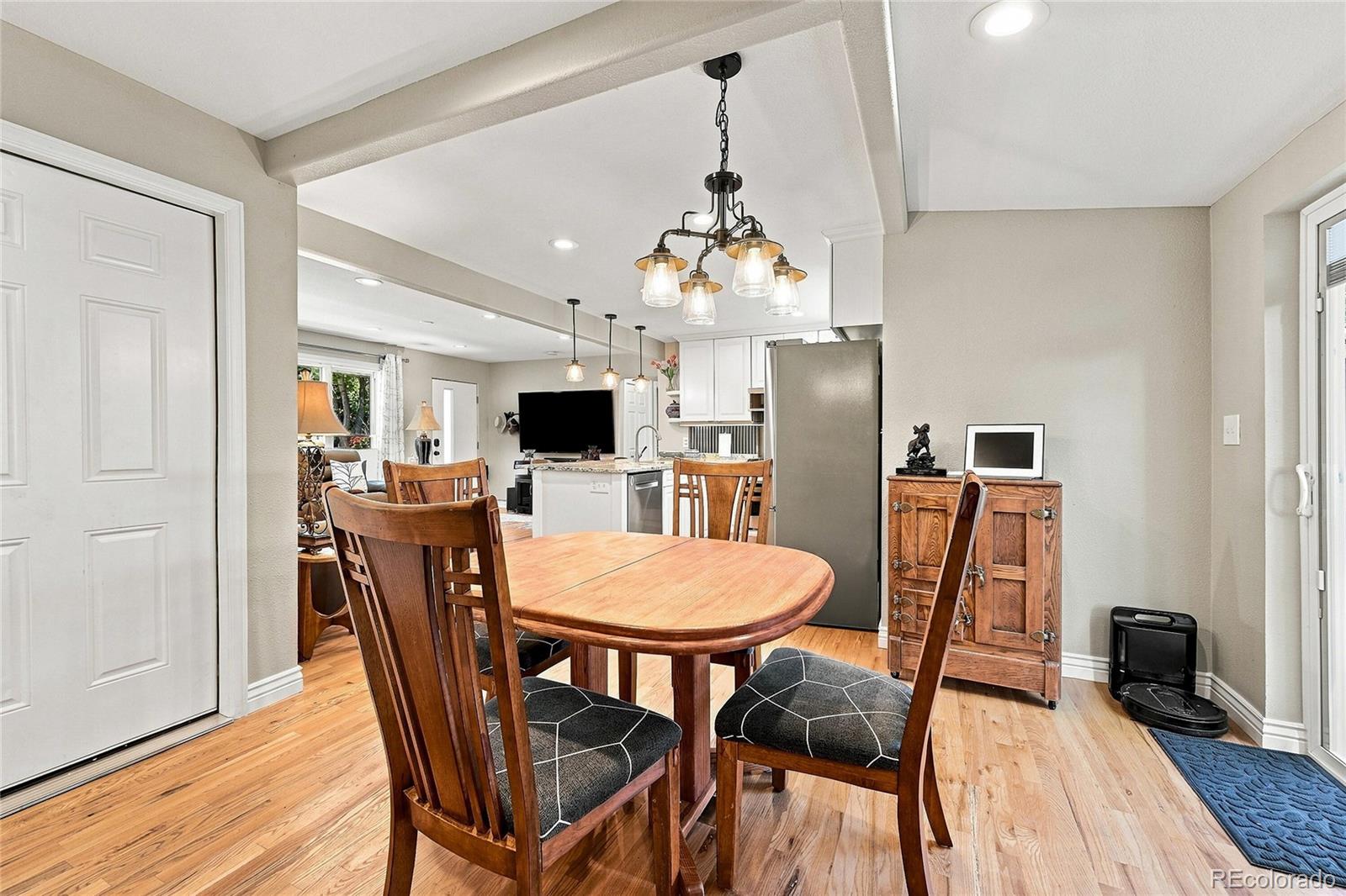 MLS Image #13 for 1250 s elm street,denver, Colorado