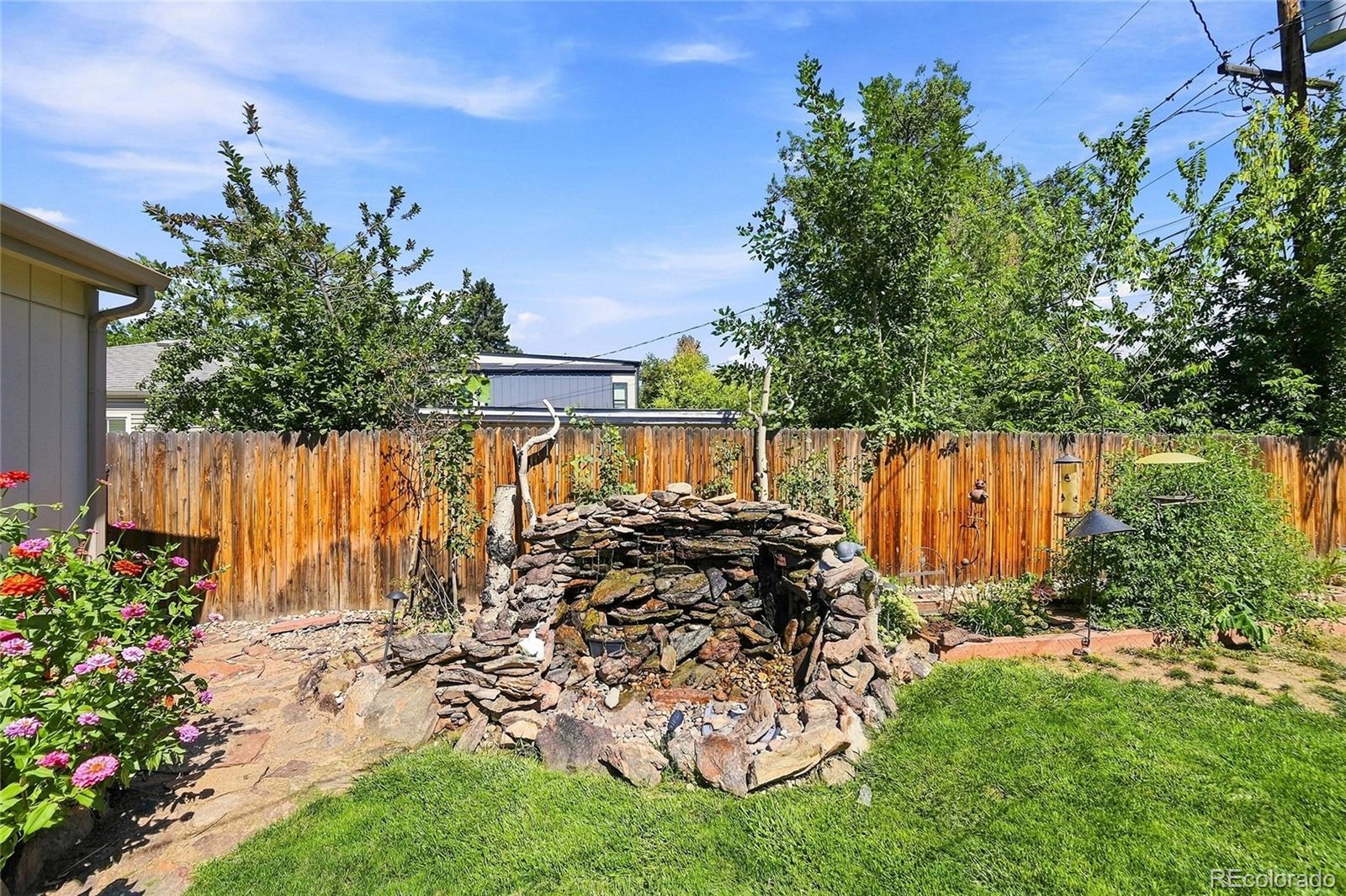 MLS Image #27 for 1250 s elm street,denver, Colorado