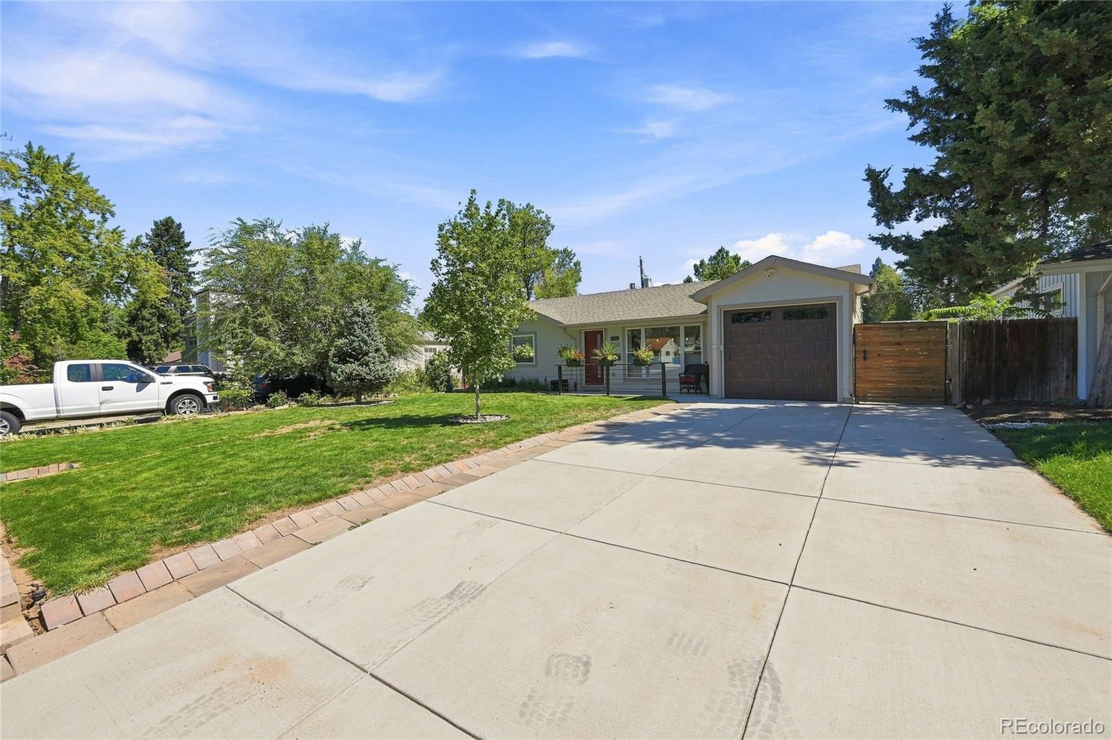 MLS Image #3 for 1250 s elm street,denver, Colorado