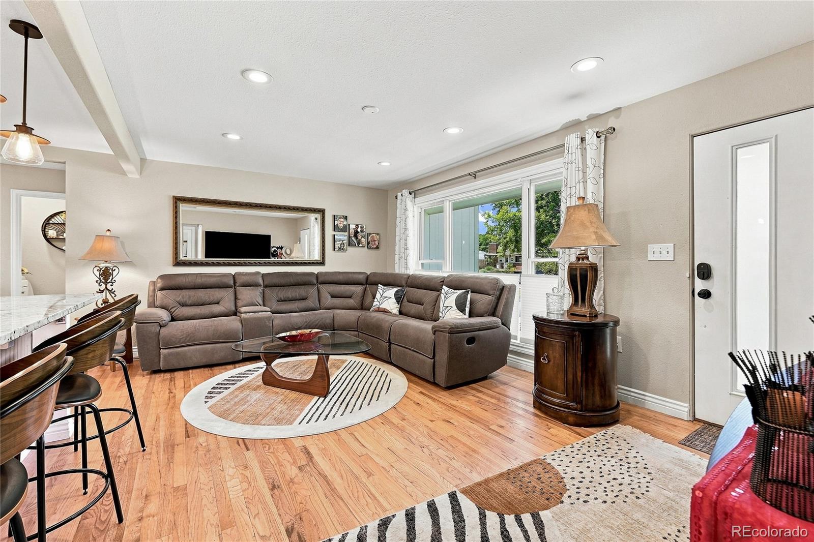 MLS Image #6 for 1250 s elm street,denver, Colorado