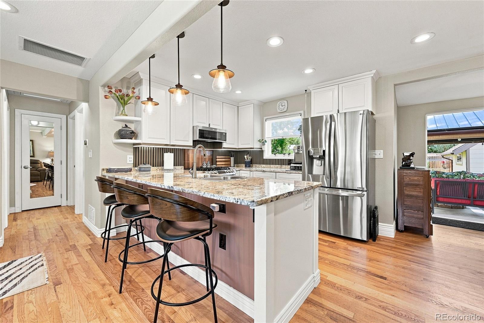 MLS Image #8 for 1250 s elm street,denver, Colorado