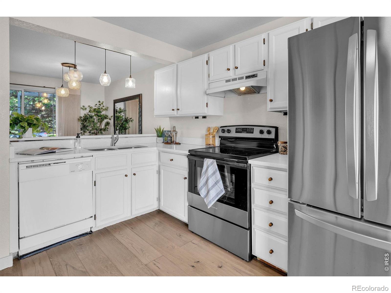 MLS Image #10 for 2202  sunridge circle,broomfield, Colorado