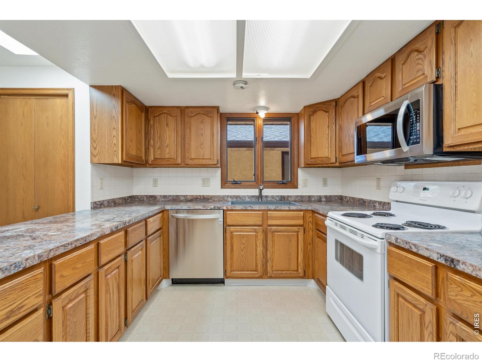 MLS Image #8 for 1530 w 28th street,loveland, Colorado
