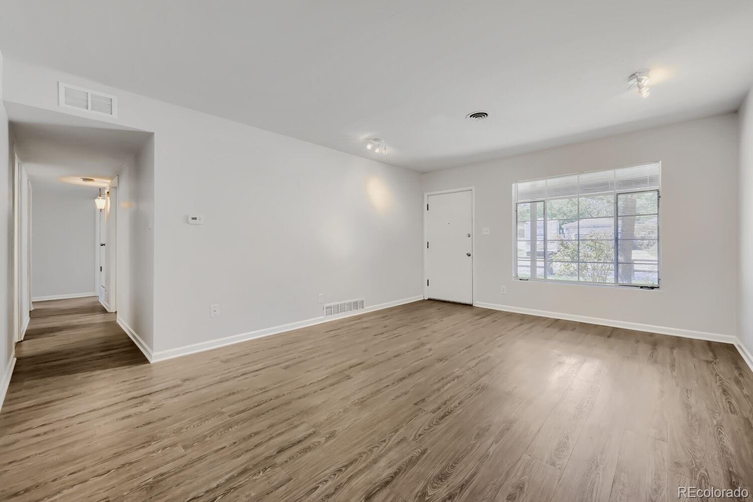 MLS Image #5 for 716  scranton court,aurora, Colorado