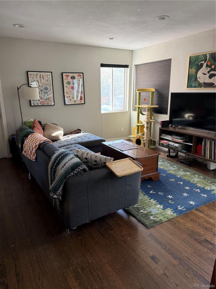 MLS Image #3 for 2380 s irving street,denver, Colorado