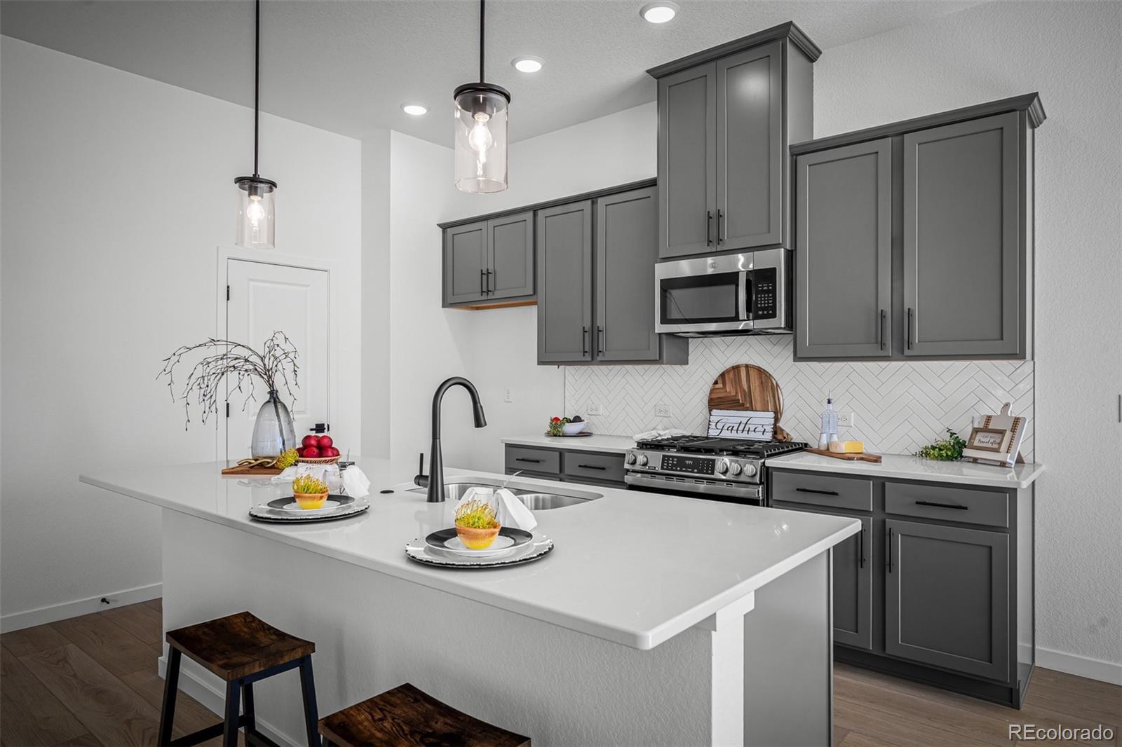 MLS Image #4 for 6674  knapp drive,colorado springs, Colorado