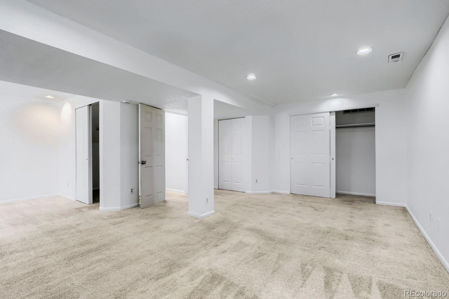 MLS Image #22 for 19406 e 45th avenue,denver, Colorado