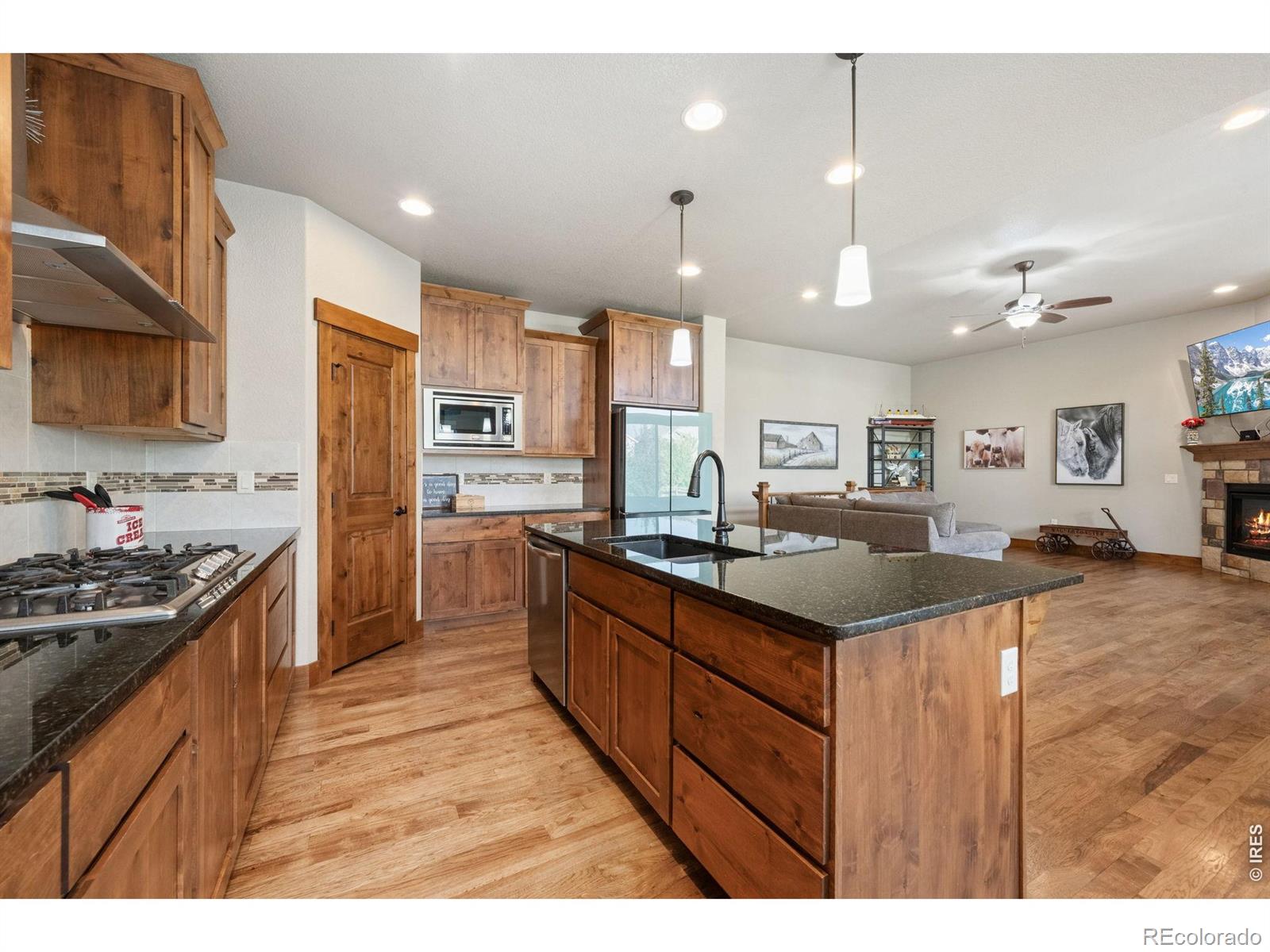 MLS Image #9 for 4369  cicely court,johnstown, Colorado