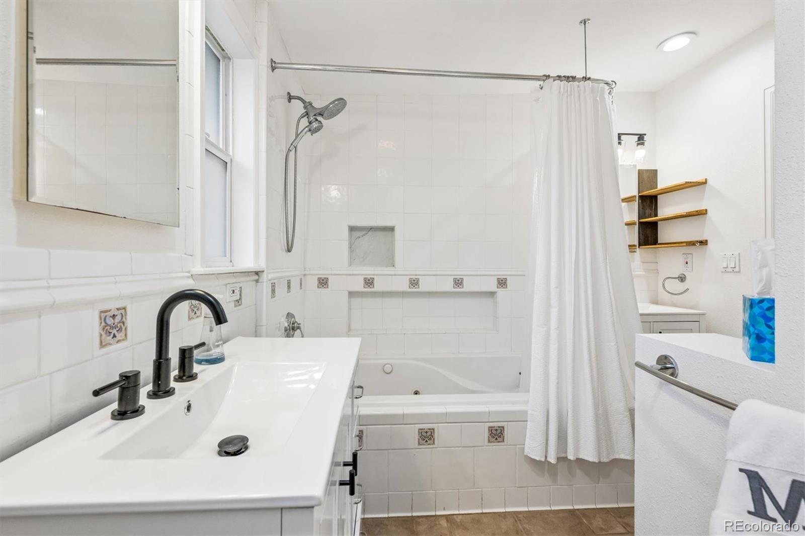 MLS Image #16 for 6523 s datura street,littleton, Colorado