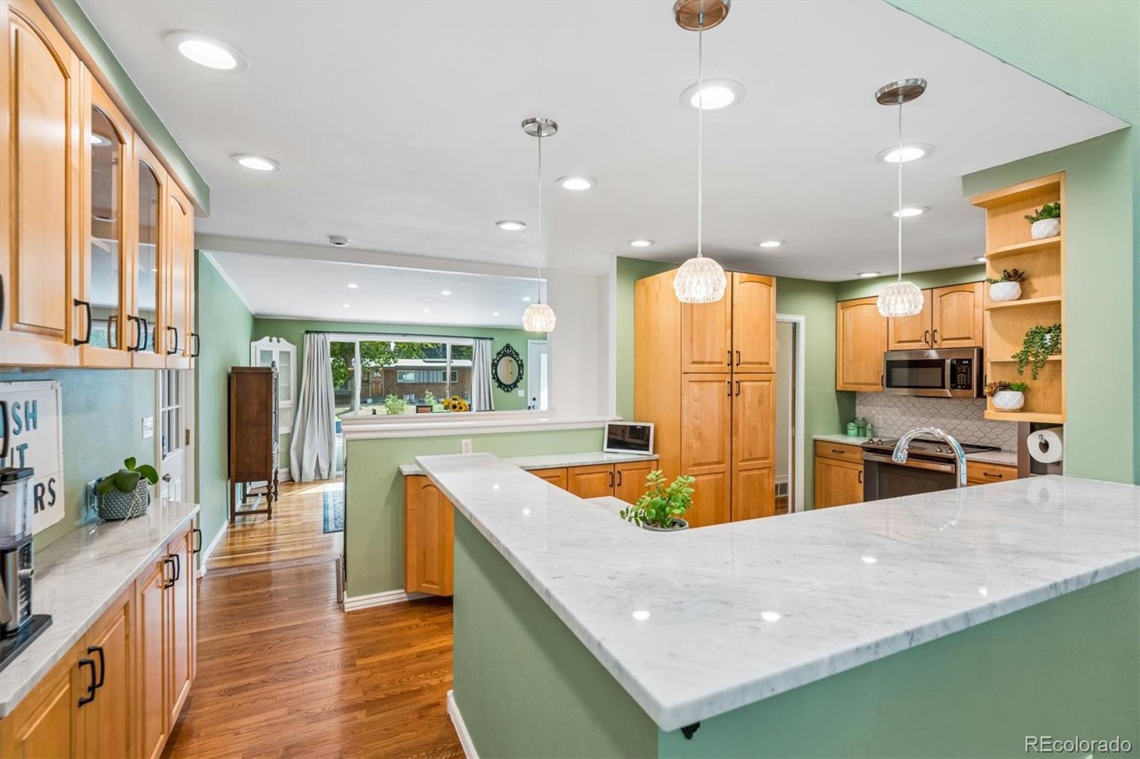 MLS Image #7 for 6523 s datura street,littleton, Colorado