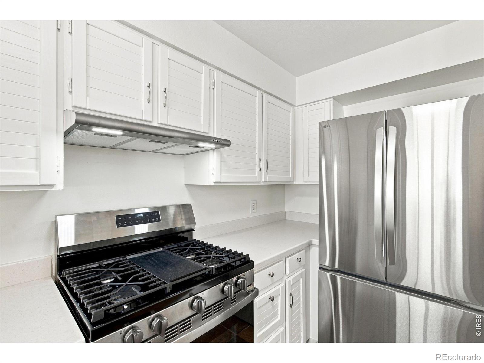 MLS Image #4 for 473  pheasant run,louisville, Colorado