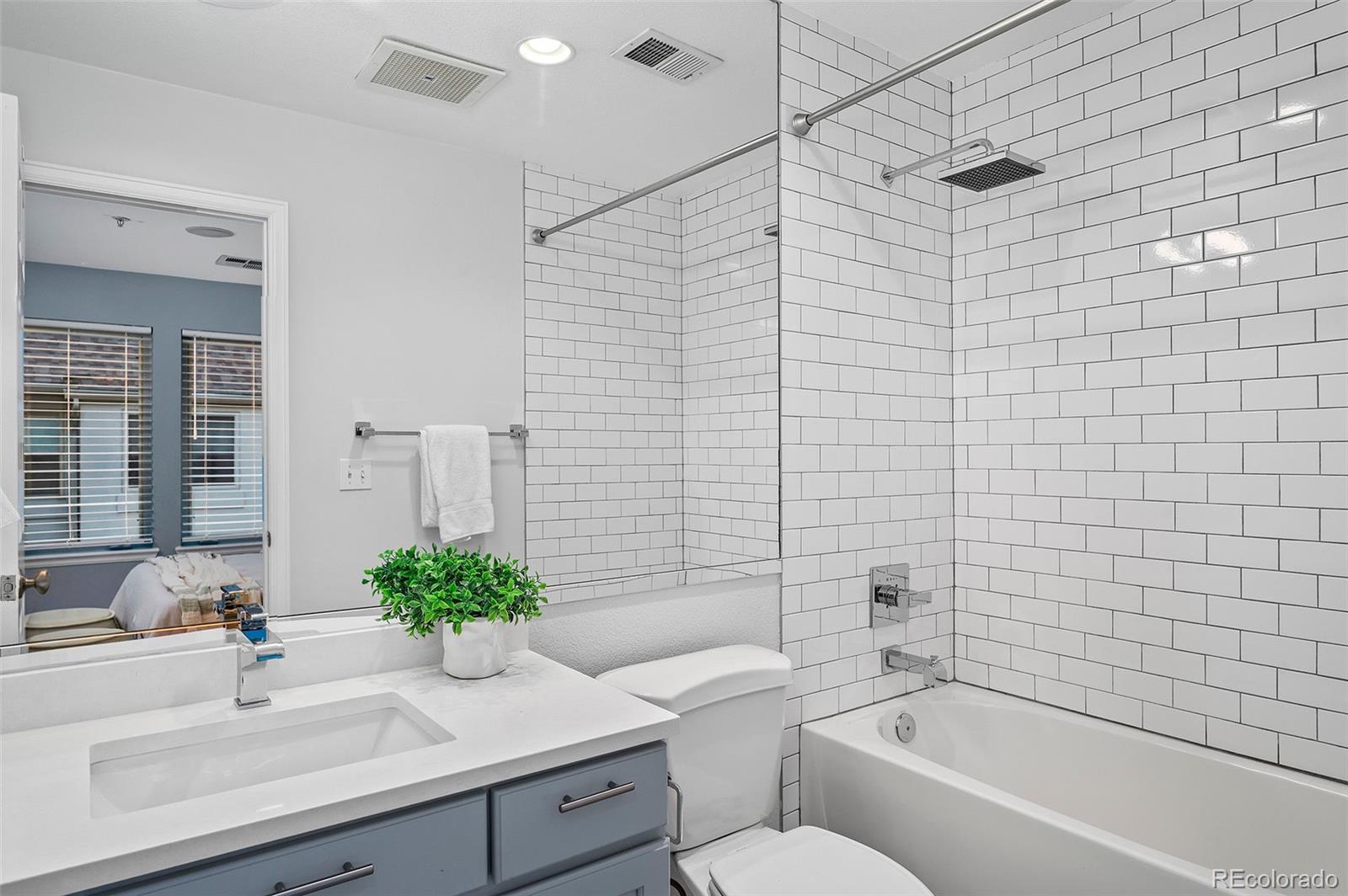 MLS Image #23 for 472 s lafayette street,denver, Colorado
