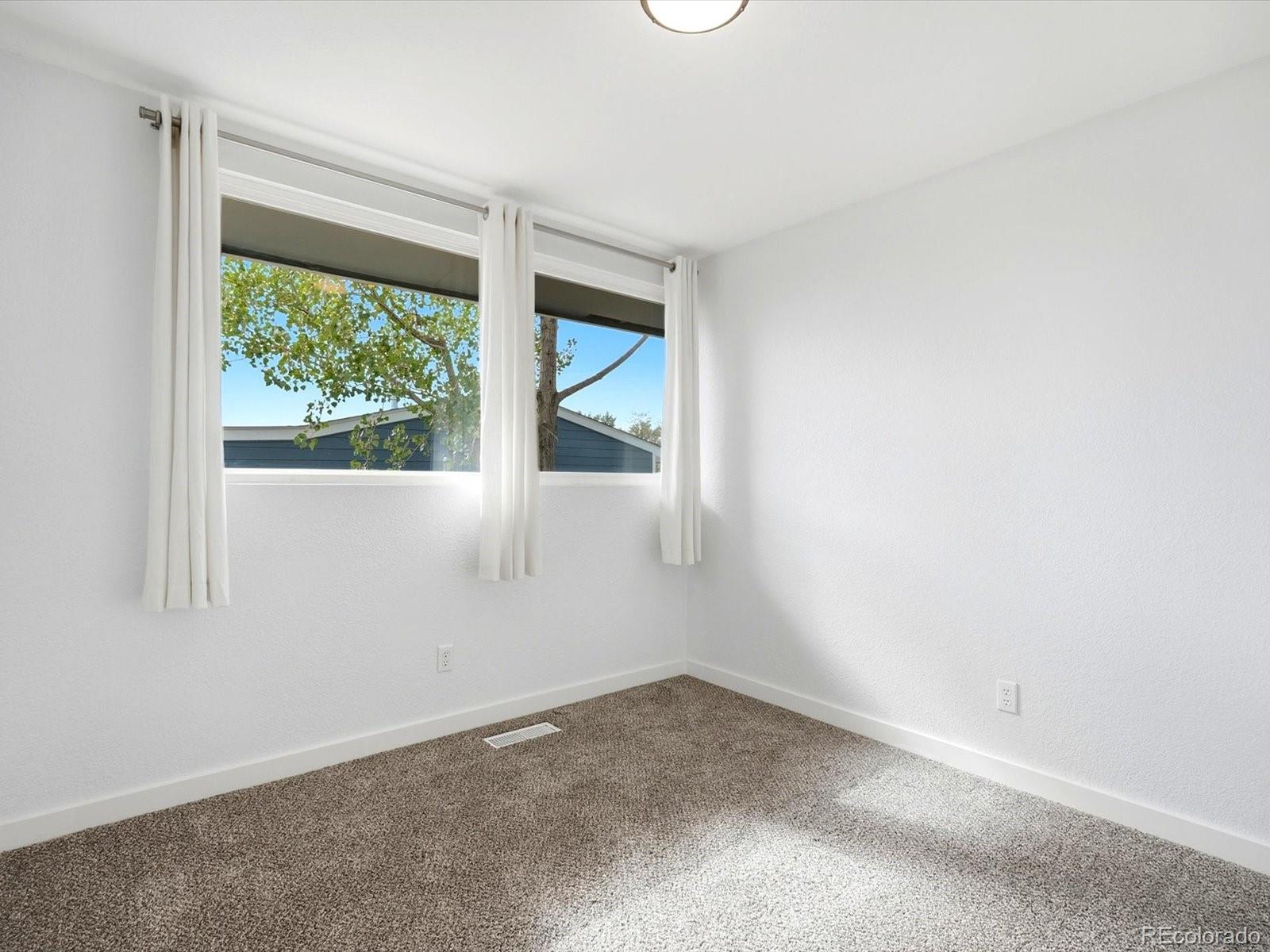 MLS Image #27 for 420  cuchara street,denver, Colorado