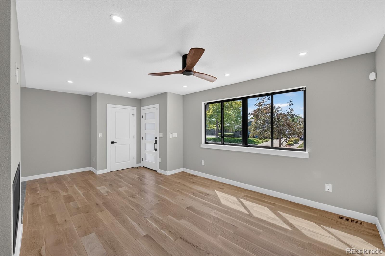 MLS Image #4 for 1720 s fairfax street,denver, Colorado