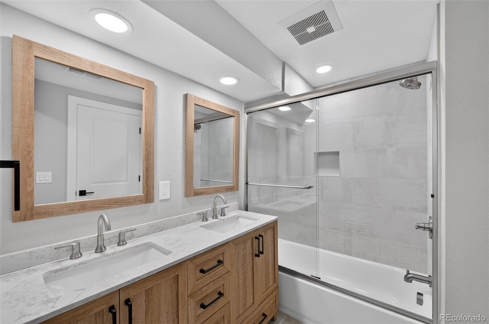 MLS Image #40 for 1720 s fairfax street,denver, Colorado