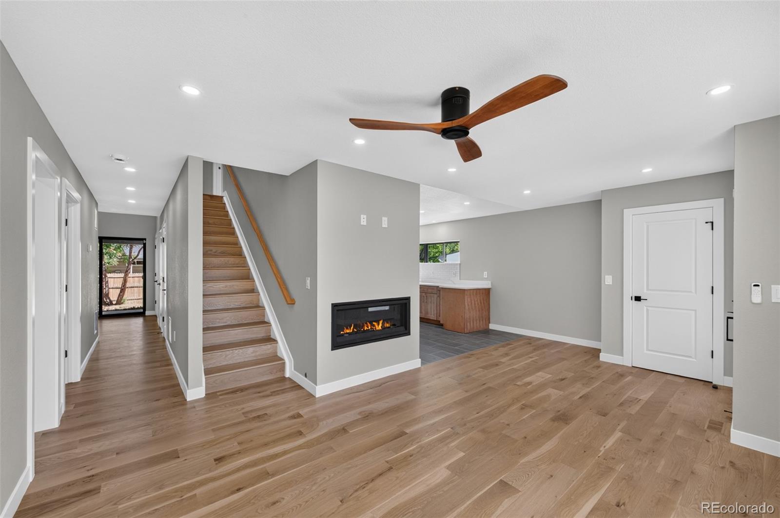 MLS Image #5 for 1720 s fairfax street,denver, Colorado