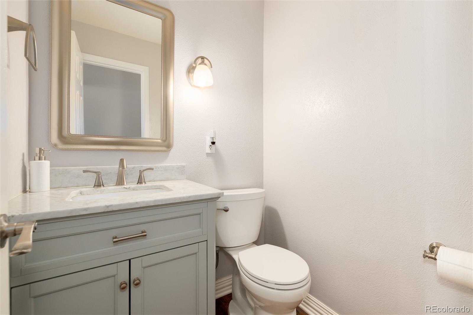 MLS Image #17 for 7664 s race street,centennial, Colorado