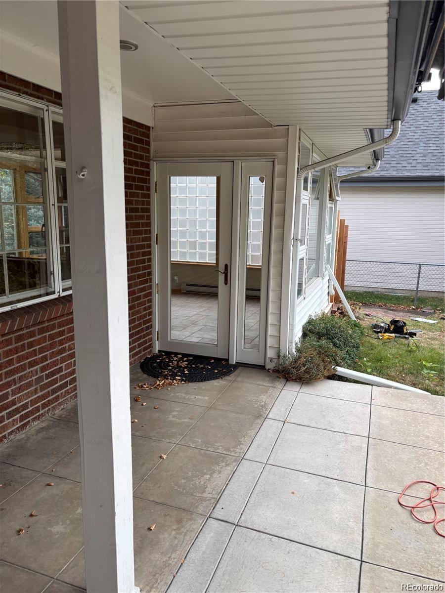 MLS Image #11 for 701 s clayton street,denver, Colorado