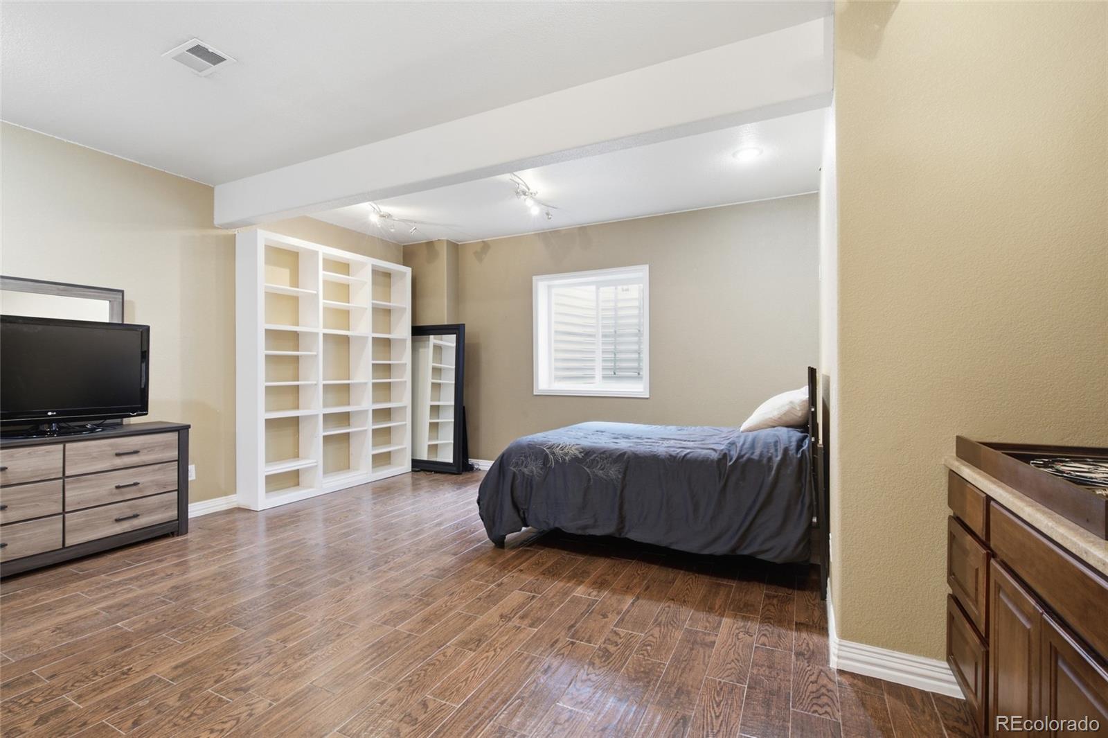 MLS Image #25 for 8663 s wadsworth court,littleton, Colorado