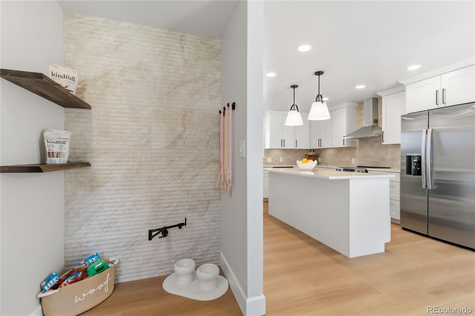 MLS Image #3 for 6512 s steele street,centennial, Colorado