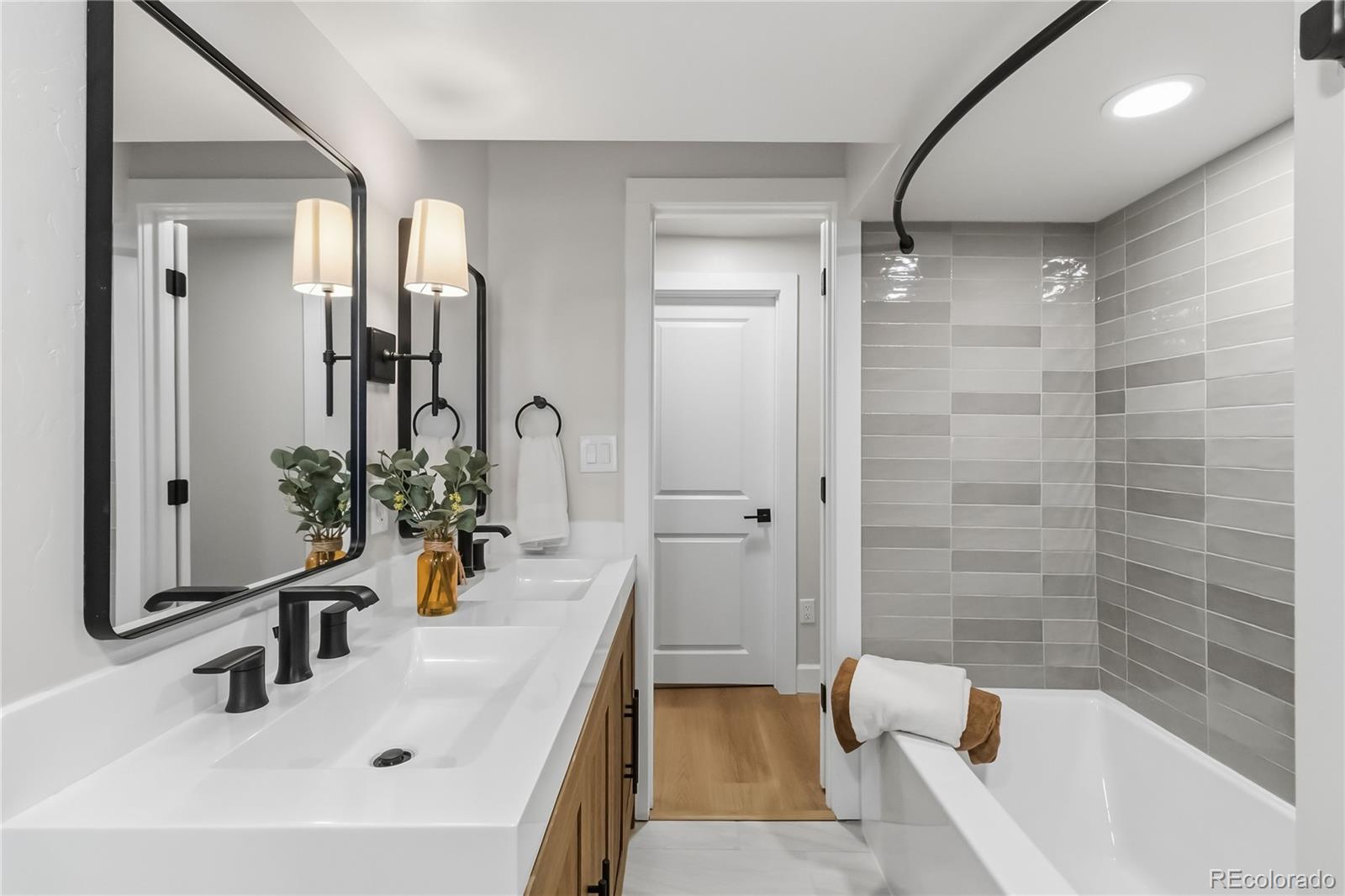MLS Image #32 for 6512 s steele street,centennial, Colorado