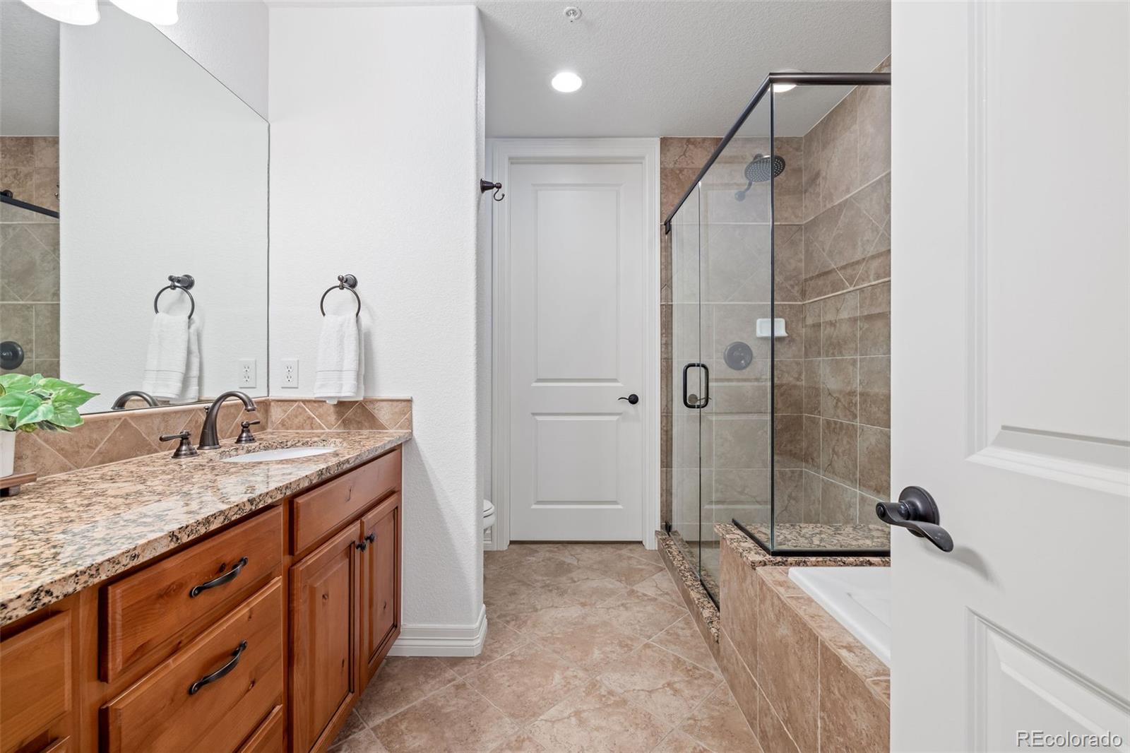 MLS Image #16 for 5592 s nevada street,littleton, Colorado