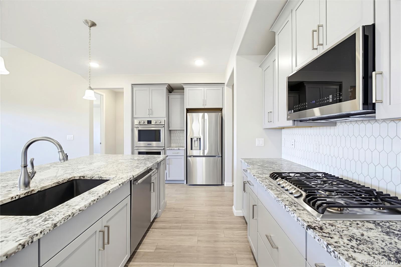 MLS Image #32 for 15979 e 113th court,commerce city, Colorado
