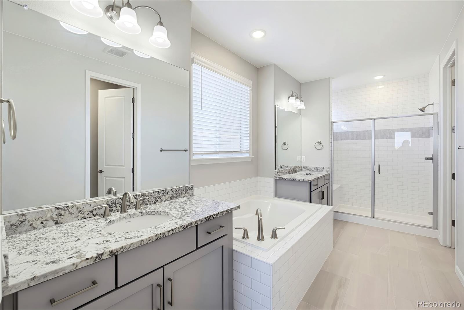 MLS Image #8 for 15979 e 113th court,commerce city, Colorado