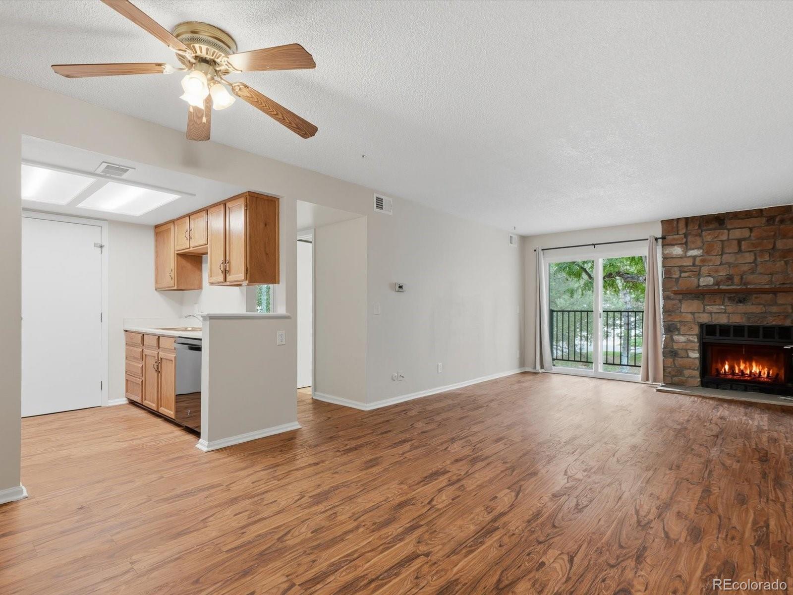 MLS Image #5 for 431 s kalispell way,aurora, Colorado
