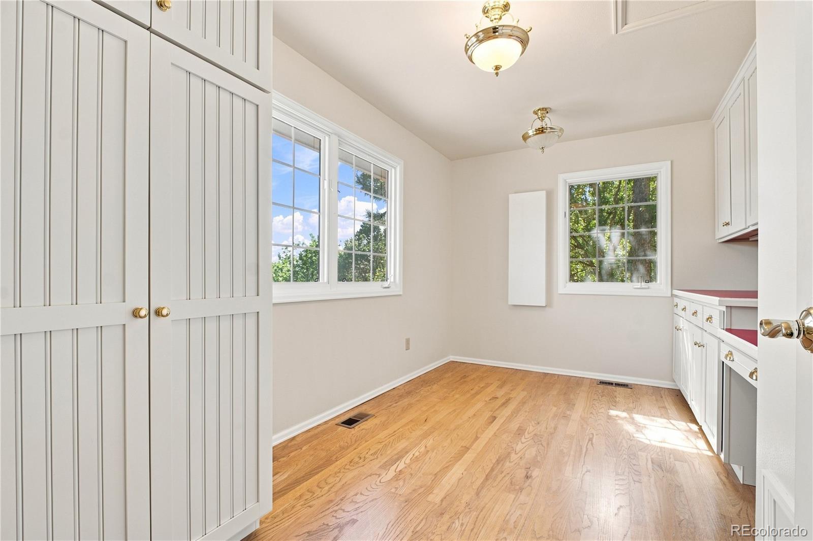 MLS Image #16 for 435 w woodmen road,colorado springs, Colorado