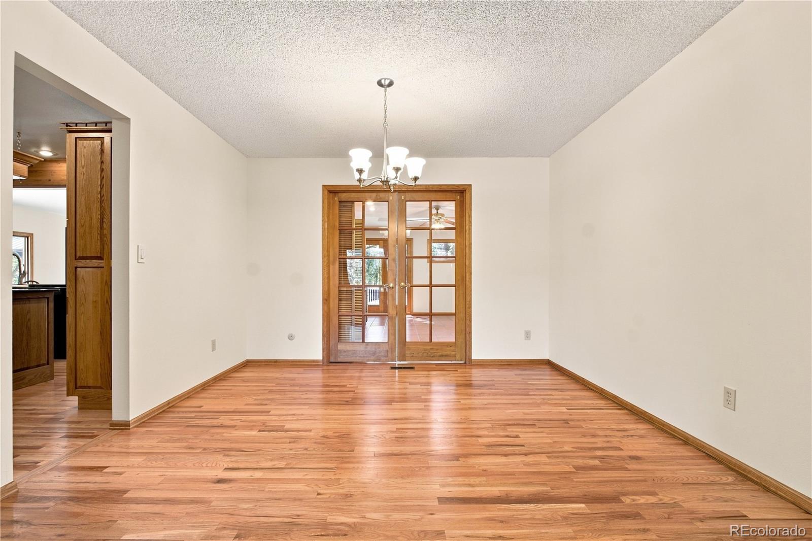 MLS Image #5 for 435 w woodmen road,colorado springs, Colorado