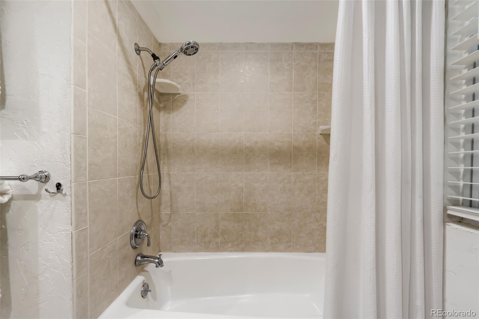MLS Image #24 for 6731 s clayton way,centennial, Colorado