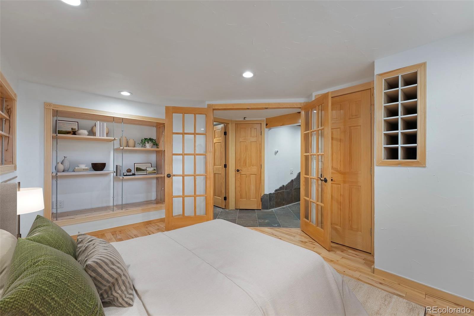 MLS Image #29 for 6731 s clayton way,centennial, Colorado