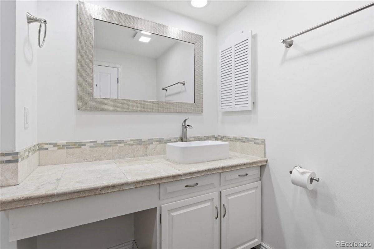 MLS Image #29 for 7016 e euclid drive,centennial, Colorado