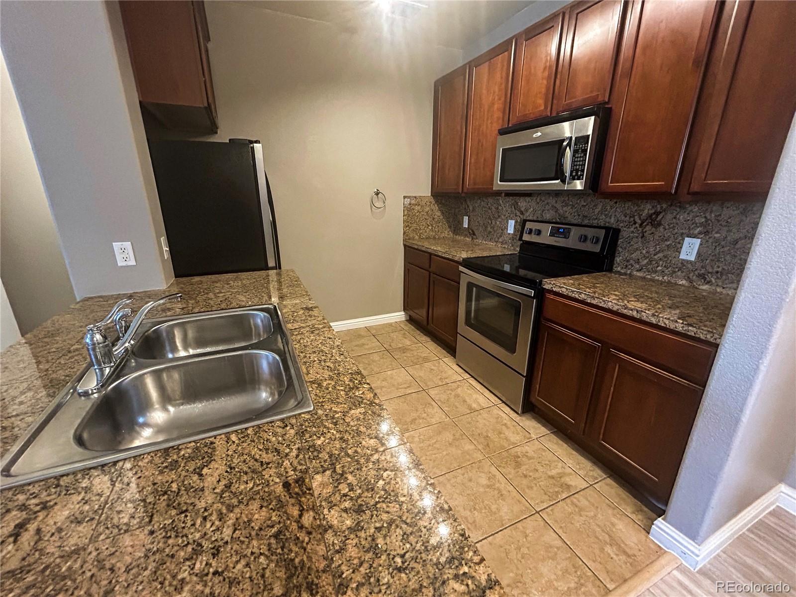 MLS Image #3 for 2682 s cathay way,aurora, Colorado