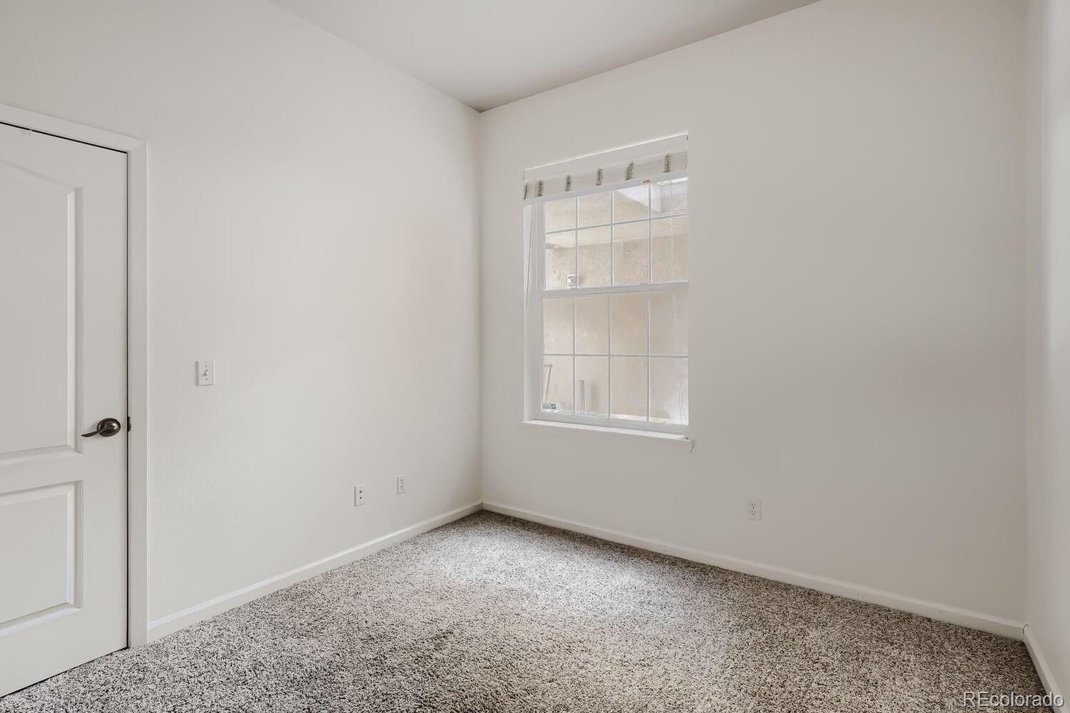 MLS Image #10 for 1489 n steele street,denver, Colorado