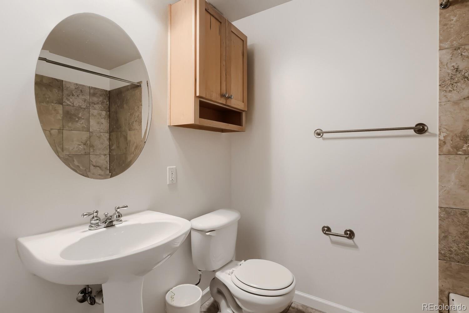 MLS Image #11 for 1489 n steele street,denver, Colorado