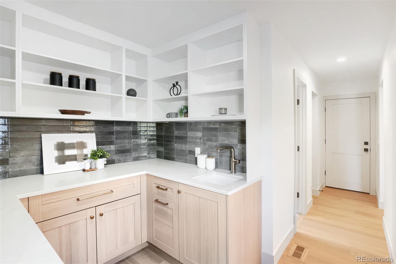 MLS Image #14 for 5273  idylwild trail,boulder, Colorado